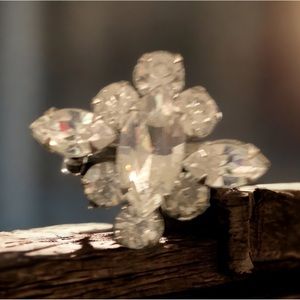 Small vintage brooch